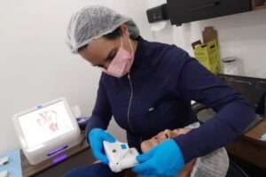 Dra. Carolina Peron: Referência em Cursos de Ultrassonografia da Face