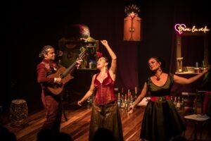 Celebração musical homenageia o mês da mulher com uma jornada pela vida e arte de Frida Kahlo